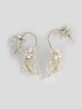 Daisy Delight Danglings